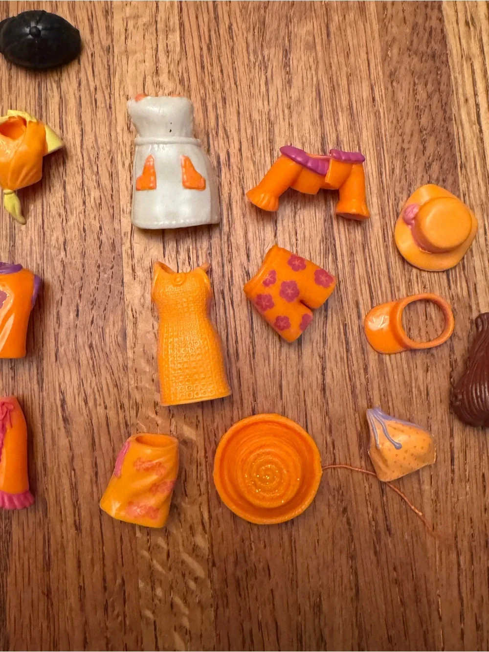 Vintage Y2K Polly Pocket Rubber Clothes/Accessories Lot 20+ Pcs Orange/silver